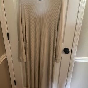 Old Navy Tan Casual Crew Neck Sweater Dress